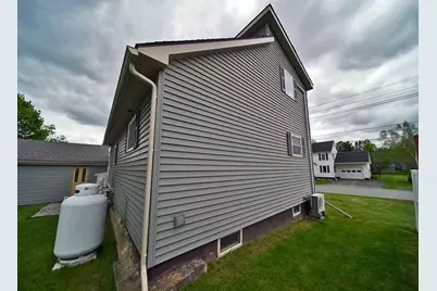 11 Hogan Street, Houlton, ME 04730 - Photo 12
