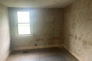 722 Farmington Rd, Strong, ME 04983 - Photo 16