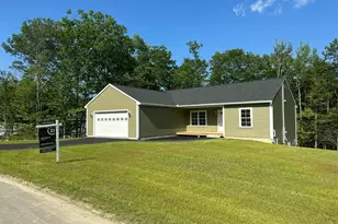 4 Lochview Dr, Lewiston, ME 04240 - Photo 2