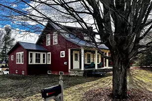 33 Washington St, Caribou, ME 04736 - Photo 4