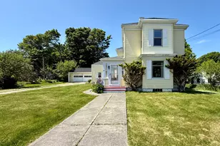 14 Water St, Eastport, ME 04631 - Photo 4