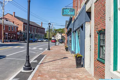 25 and 27 E East Main Street, Searsport, ME 04974 - Photo 4