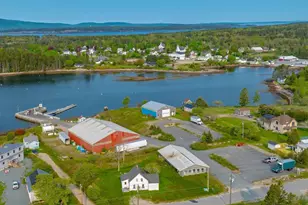 88 Sargent St, Winter Harbor, ME 04693 - Photo 6