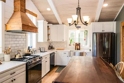 17 Green Street, Dover Foxcroft, ME 04426 - Photo 10