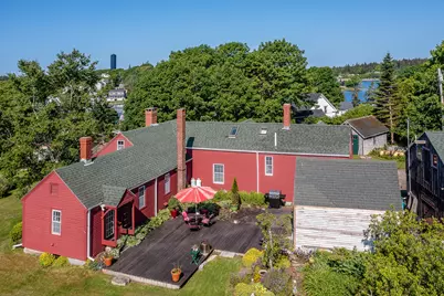 5 Chestnut Street, Vinalhaven, ME 04863 - Photo 1