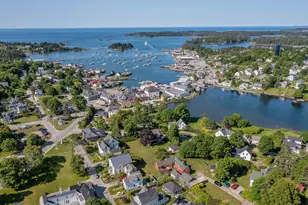 5 Chestnut St, Vinalhaven, ME 04863 - Photo 4