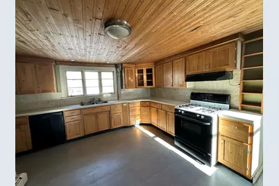 17 Elm Street, Houlton, ME 04730 - Photo 4