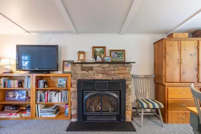 31 Bay Street, Boothbay Harbor, ME 04538 - Photo 14