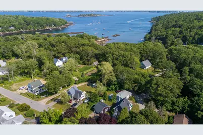 31 Bay Street, Boothbay Harbor, ME 04538 - Photo 58