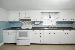 31 Allen Range Rd, Freeport, ME 04032 - Photo 10