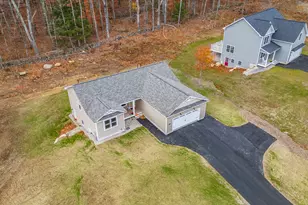 33 Woodbrey Ln, Standish, ME 04084 - Photo 6