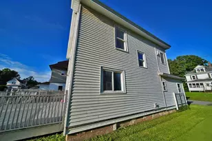 4 Bowdoin St, Houlton, ME 04730 - Photo 8