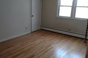 70 Main St, Yarmouth, ME 04096 - Photo 8