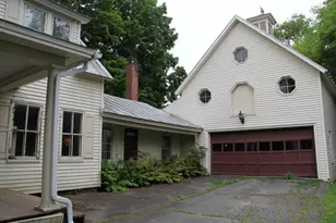 39 Pleasant St, Skowhegan, ME 04976 - Photo 2