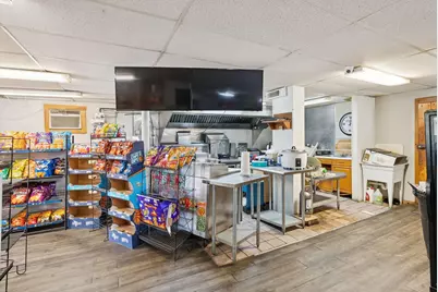 88 Russell Street, Lewiston, ME 04240 - Photo 12