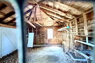 91 Elm St, Millinocket, ME 04462 - Photo 24