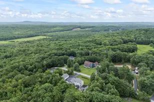 25 Amos Ct, Lewiston, ME 04240 - Photo 88