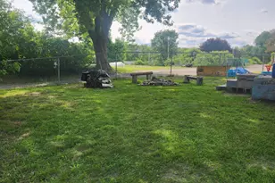 68 Prospect St, Millinocket, ME 04462 - Photo 24