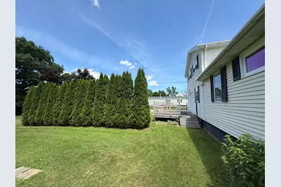 132 Old County Road N, Enfield, ME 04493 - Photo 18