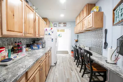557 Hammond Street, Bangor, ME 04401 - Photo 4