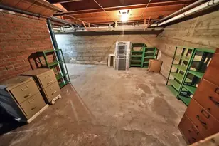 33 Pleasant St, Houlton, ME 04730 - Photo 90