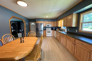 26 Hale St, Lincoln, ME 04457 - Photo 6