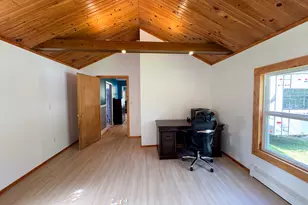 26 Hale St, Lincoln, ME 04457 - Photo 14