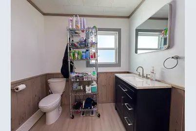 26 Hale Street, Lincoln, ME 04457 - Photo 16