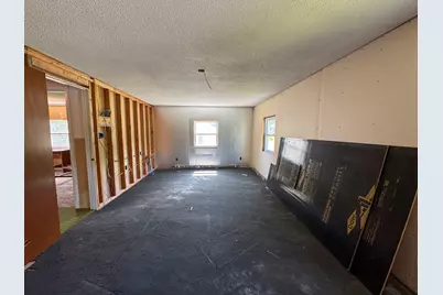 26 Hale Street, Lincoln, ME 04457 - Photo 26