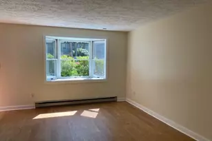 55 Munroe Ln, Topsham, ME 04086 - Photo 2