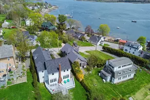 10 Green St, Castine, ME 04421 - Photo 6