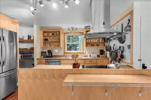 10 Green St, Castine, ME 04421 - Photo 20