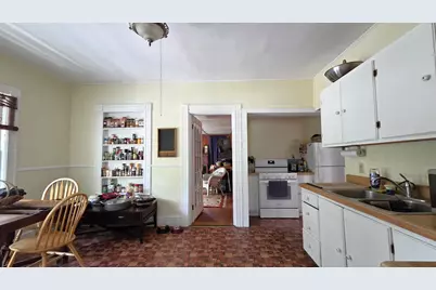 30 Bowdoin Street, Houlton, ME 04730 - Photo 2