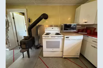 10 Palm Street, Baileyville, ME 04694 - Photo 18