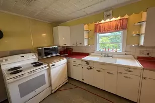 10 Palm St, Baileyville, ME 04694 - Photo 20