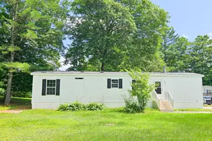 136 Pine Tree Ln, Farmington, ME 04938 - Photo 4