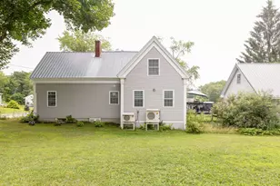 147 N Main St, Monmouth, ME 04265 - Photo 34