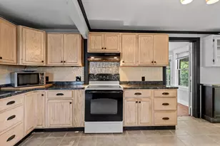 62 Warren St, Rockland, ME 04841 - Photo 36