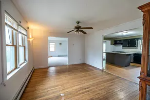 28 Mathews Ave, Waterville, ME 04901 - Photo 4