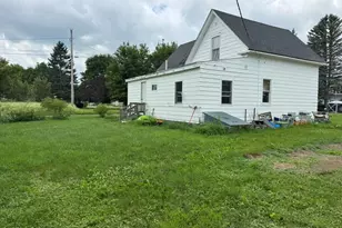 83 Hines St, Washburn, ME 04786 - Photo 6