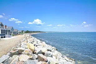 27 Sunrise Ave, Saco, ME 04072 - Photo 2