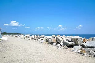 27 Sunrise Ave, Saco, ME 04072 - Photo 16