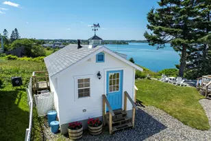 16 Monument St, Lubec, ME 04652 - Photo 16