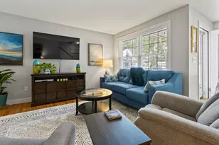 6 Carriage Way, Saco, ME 04072 - Photo 8