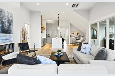 2 India Street #4, Portland, ME 04101 - Photo 2