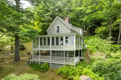 5 Massachusetts Avenue, Boothbay, ME 04544 - Photo 1