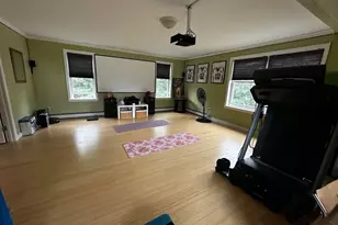 121 Victoria Dr, Westbrook, ME 04092 - Photo 8