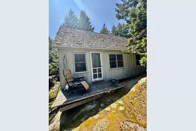 90 Greens Island, Vinalhaven, ME 04863 - Photo 2