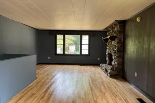 75 Pleasant Ave, Sangerville, ME 04479 - Photo 8