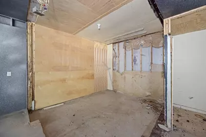 47 Bray Avenue, Fairfield, ME 04937 - Photo 32